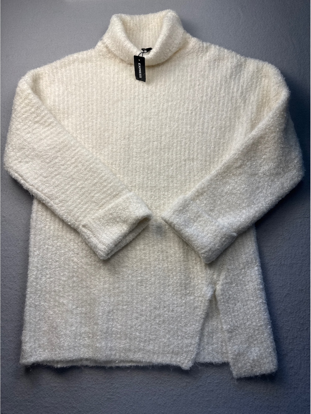 Express Women's Cream Textured Turtleneck Sweater Size M